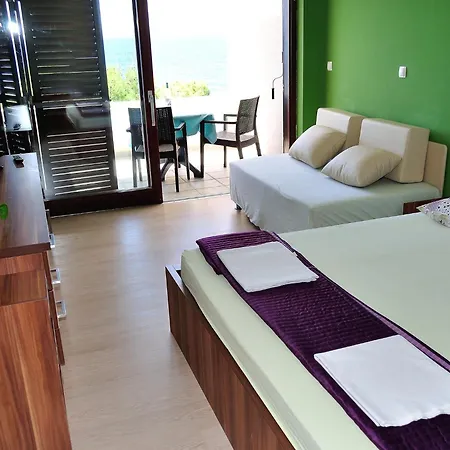 Hotel Ana 3*