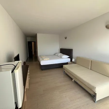 Pensionat Hotel Ana Murter 3*