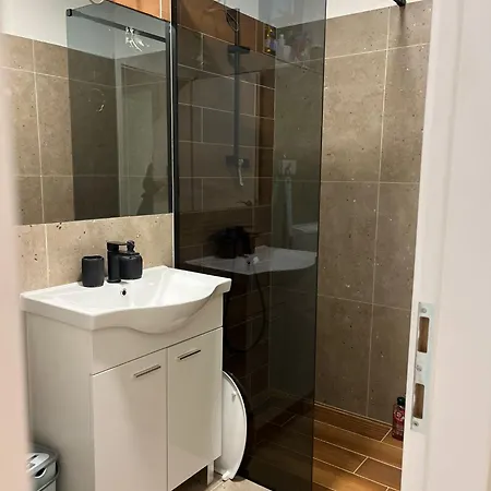 מלון Ana מורטר